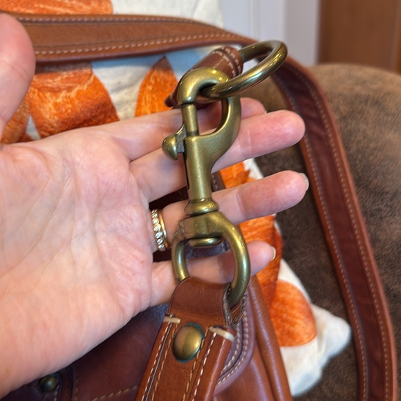 COACH 10325 65th ANNIVERSARY HIPPIE CROSSBODY BAG WHISKEY VACHETTA LEATHER 2006 - Picture 4 of 9